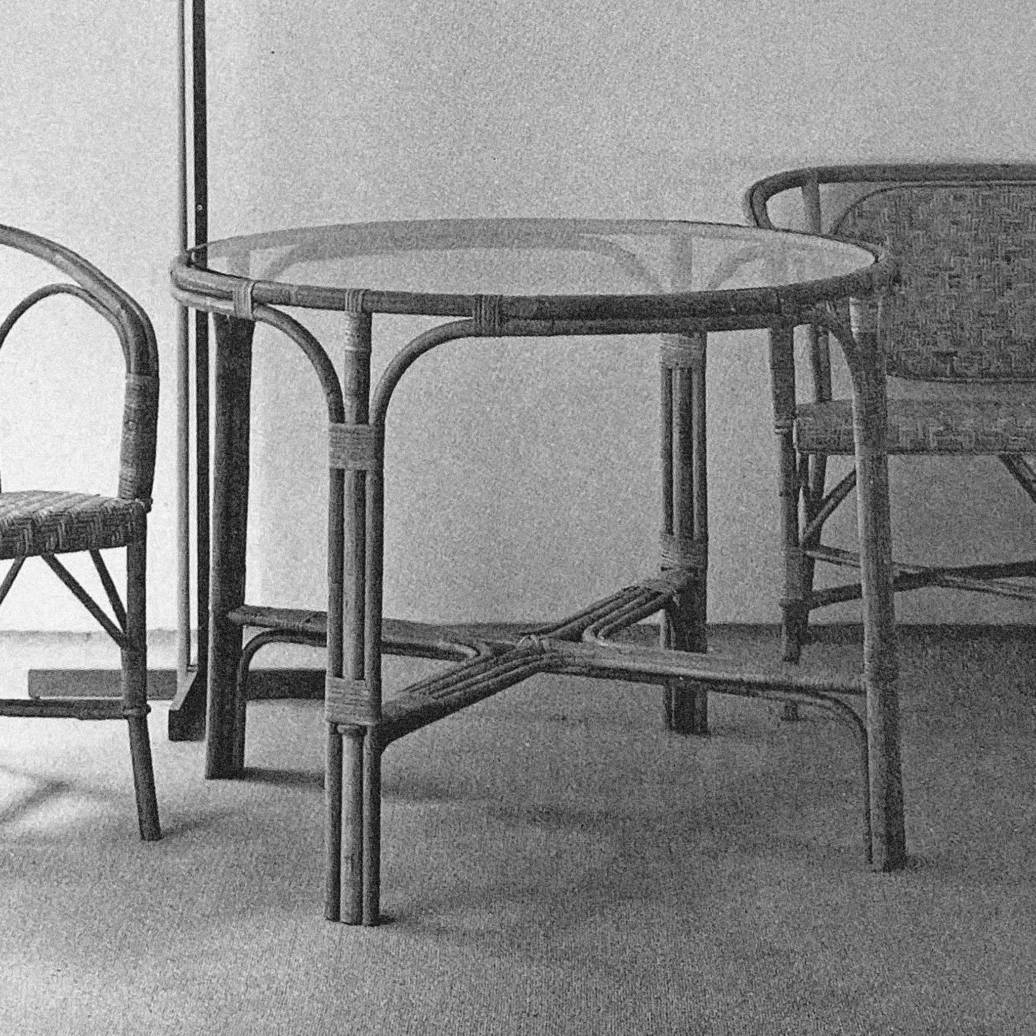 RATTAN-GLASS TABLE