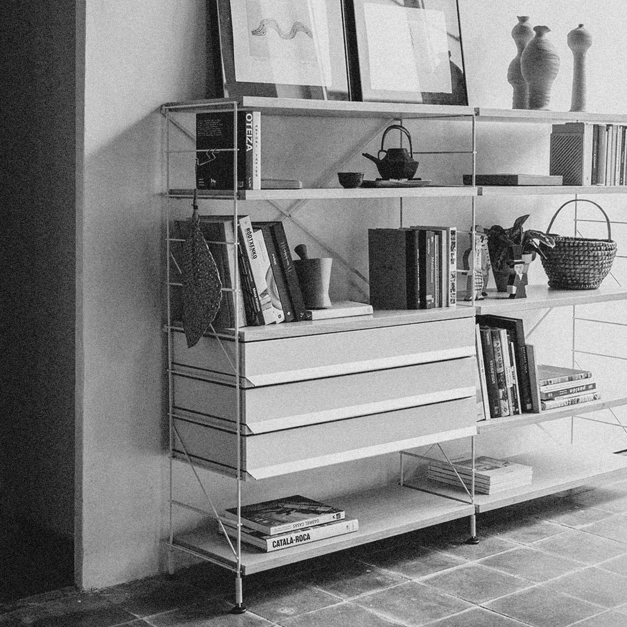 TRIA SHELVING SYSTEM