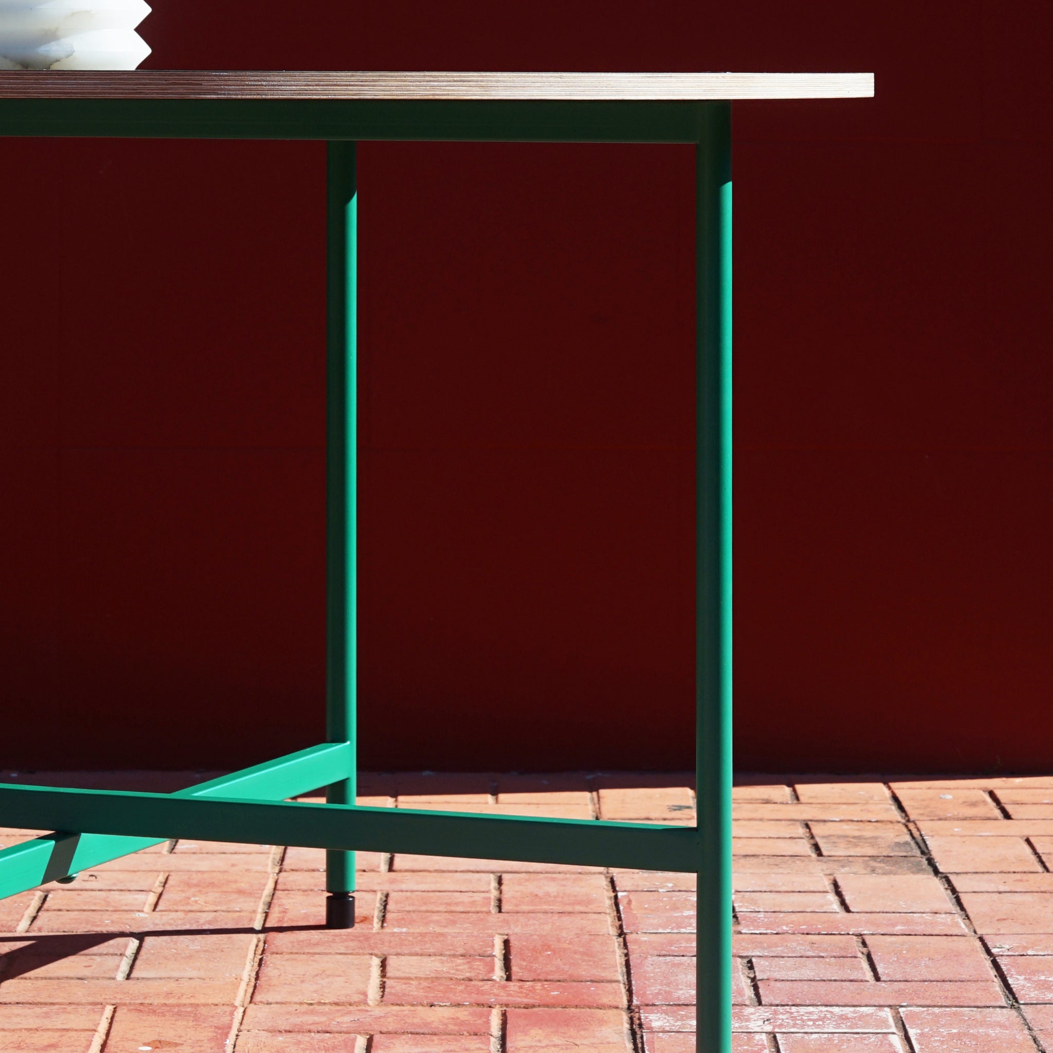 TANGO TABLE